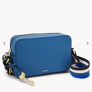 Fossil crossbody NWT
